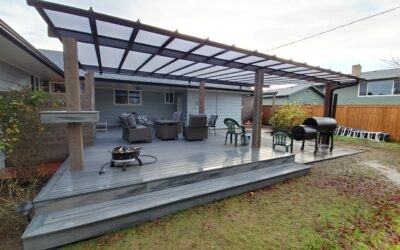Large Acrylite cover and Trex deck with pavers