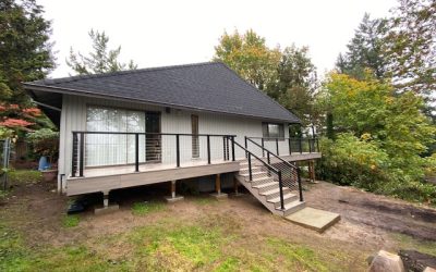 Trex Lineage Biscayne Deck with Cable Railing