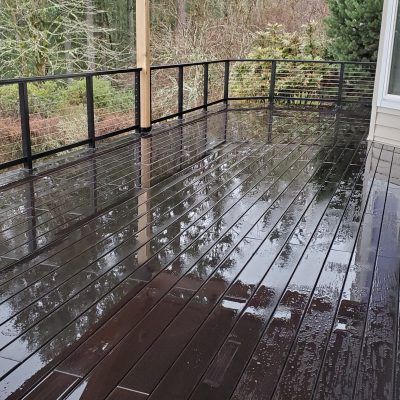 Dasso decking with cable railing