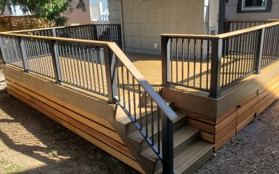 Havana Gold Trex Deck with Cocktail Rail