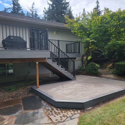 Trex deck in Jasper and Island Mist Lineage decking