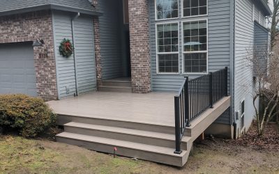 Trex Transcend Lineage Front Deck in Biscayne