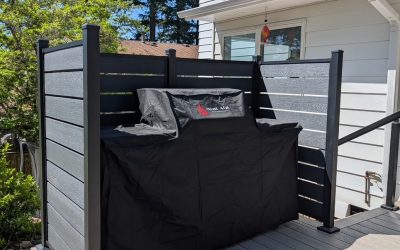 Trex Deck with Deckorators Outdoor Kitchen Privacy Screen