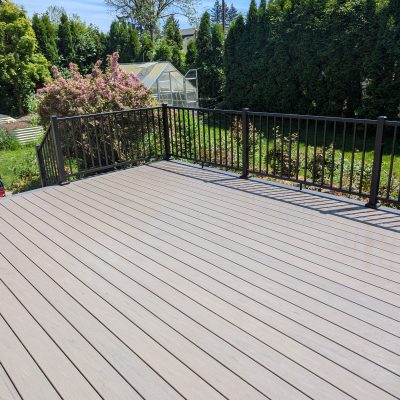 trex decking with picket railing